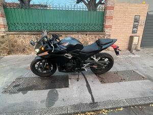 À VENDRE HONDA CBR 500R