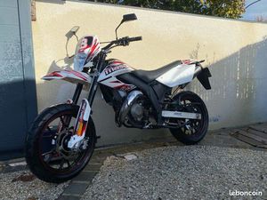 MOTO MASAI RAZER SUPERMOTARD