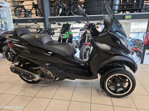 PIAGGIO MP3 500 IE SPORT LT – 2016 – 25 689 KM – EXCELLENT ÉTAT