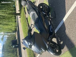 YAMAHA TMAX 560 2021 – LIGNE AKRAPOVIC COMPLETE