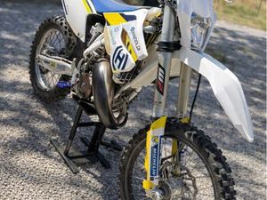 HUSQVARNA TE 125 ENDURO