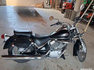 MOTO SUZUKI INTRUDER 125 CM3