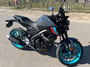 MT 125 YAMAHA