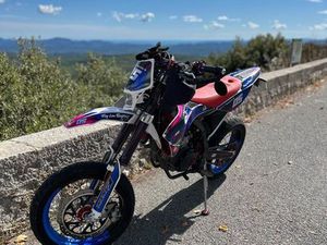 FANTIC 125 SUPER MOTARD