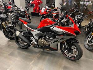 DÉSTOCKAGE, VÉHICULE DE PRESSE MOTO QJ MOTOR SKR600RS A OU A2