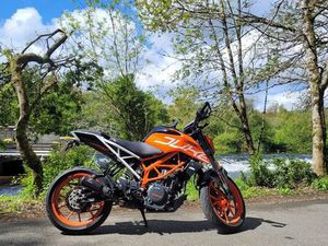 KTM 390 DUKE