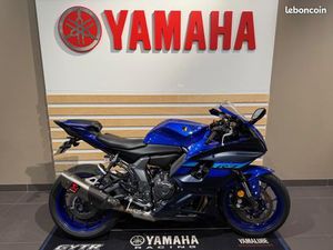 YAMAHA YZF-R7 A2 689 CM3
