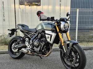 SUZUKI GSX-8T 800 CM3