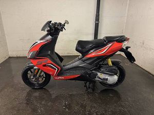 APRILIA SR 50 CANTON ZURICH -