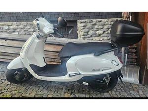 SYM FIDDLE 4 125 CANTON OBWALD -