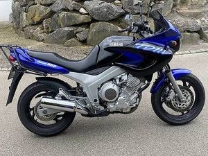 YAMAHA TDM 850 CANTON SAINT-GALL -