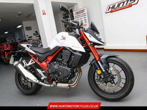 2025, '74 HONDA CB750 HORNET. 1 OWNER. 964 MILES. SPORTS KIT. WARRANTY. £6,395