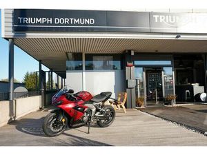 TRIUMPH DAYTONA 660 A2 MÖGLICH