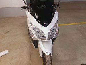 YAMAHA T-MAX 500 →