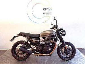 TRIUMPH SPEED TWIN 1200 !!