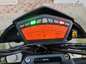 DUCATI HYPERMOTARD 796