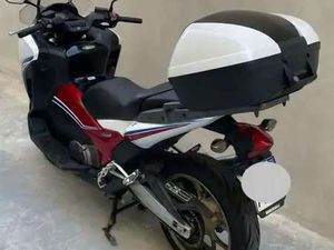 HONDA INTEGRA 750S ABS BIANCO