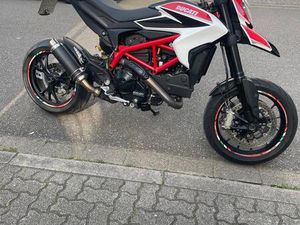 DUCATI HYPERMOTARD 821 SP