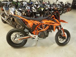 690 SMC R ABS 9450 KM MOD 2022 PERMIS A2