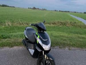 PEUGEOT KISBEE RS -2017 — SCOOTERS | PEUGEOT — MARKTPLAATS