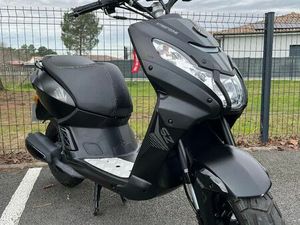SCOOTER 50 CC PEUGEOT STREETZONE NAKED MAD BLACK