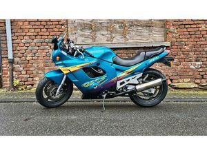 SUZUKI GSX600F