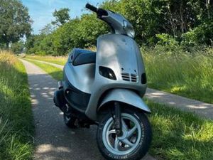 ZIP TYPE 3 70CC BROM — SCOOTERS | PIAGGIO — MARKTPLAATS