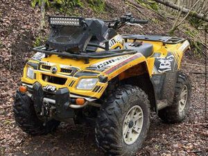 QUAD CAN-AM 650 OUTLANDER