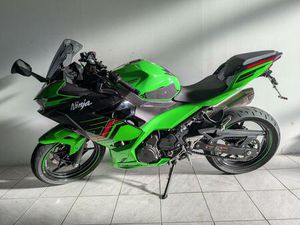 KAWASAKI NINJA 400 AKRAPOVIC A2