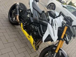 SUZUKI GSXS 750