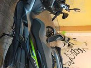 KAWASAKI J300 - 2018