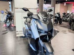 YAMAHA XMAX 125 TECH MAX 2025 125 CM3 | SCOOTER | 850 KM | GRIS | 75011 PARIS 11