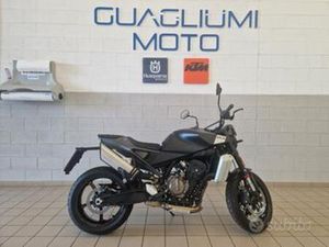 HUSQVARNA 801 SVARTPILEN