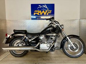 SUZUKI INTRUDER 125