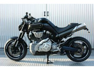 YAMAHA MT-01