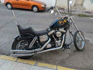 HARLEY DAVIDSON - DYNA STREET BOB