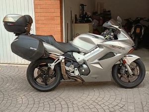 HONDA - VFR 800 VTEC