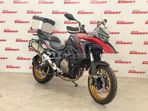 QJ MOTOR - SRT 700 X