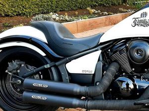 KAWASAKI VN 900 CUSTOM EINZELSTÜCK 240ER UMBAU