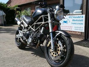 DUCATI MONSTER 900