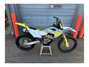 2024 HUSQVARNA MOTORCYCLES FC 250