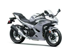 2025 KAWASAKI NINJA® 500 BASE