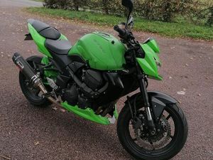 KAWASAKI Z750