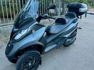 PIAGGIO MP3 500