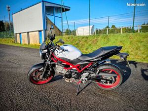 SUZUKI SV 650 N BRIDÉE A2 - EXCELLENT ÉTAT - 2022