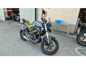 MT 125 YAMAHA