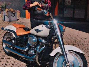 ② HARLEY FAT BOY 107 2019