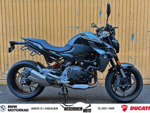 BMW F 900 R TRIPLE BLACK ALLE PAKETIN VORFÜHRER