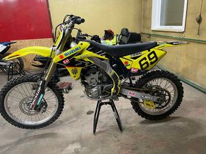 SUZUKI RMZ 250