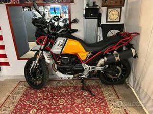 MOTO GUZZI V 85 TT ENDURO 2022 KM 13.000 PERMUTO